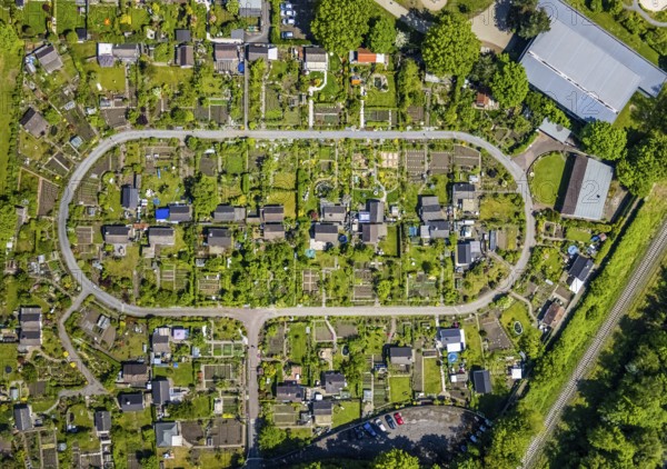 Aerial view, allotment garden site KGV Stollenhof, Saarner Straße, Speldorf, Mülheim an der Ruhr, Ruhr area, North Rhine-Westphalia, Germany, DE, Europe, shapes and colours, community garden, KGV, allotment garden, allotment garden site, allotment garden association, aerial view, aerial photography, aerial photography, allotment garden, overview, bird's-eye view, overview