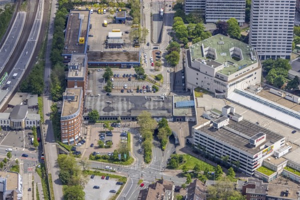 Aerial view, Forum City Mülheim, Hans-Böckler-Platz, Mülheim main station, Altstadt I - Südost, Mülheim an der Ruhr, Ruhr area, North Rhine-Westphalia, Germany, Altstadt, Am central railway station, railway station, DE, Deutsche Bahn AG, Europe, main station, Hbf, aerial view, aerial photography, aerial photography, overview, bird's-eye view, overview
