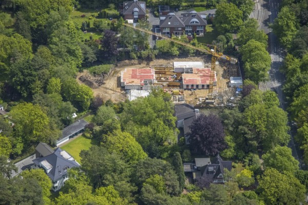 Aerial view, construction site and new building at Uhlenhorstweg in Broicher Waldgebiet, Mülheim an der Ruhr, Ruhr area, North Rhine-Westphalia, Germany, construction work, construction area, construction site, construction crane, construction measure, construction project, construction site, DE, Europe, aerial view, aerial photography, aerial photography, new building, overview, bird's-eye view, overview