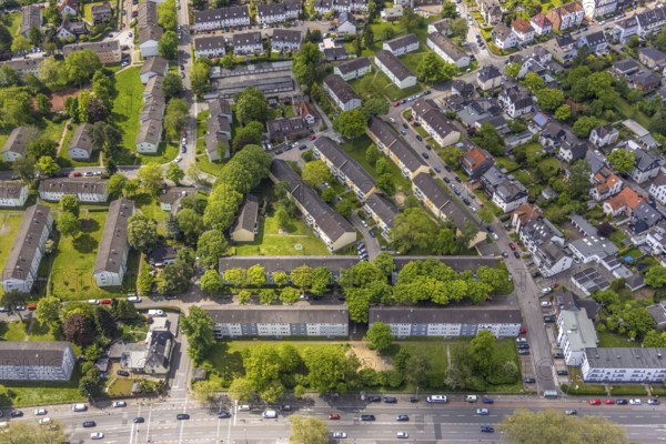 Aerial view, residential area Straßburger Allee, Saargemünder Straße, Saarn, Mülheim an der Ruhr, Ruhr area, North Rhine-Westphalia, Germany, DE, Europe, property tax, real estate, aerial view, aerial photography, aerial photography, apartment buildings, apartment blocks, overview, bird's-eye view, residential complex, living and living, residential area, residential buildings, residential quality, residential neighbourhood, housing estate, birds-eyes view, overview