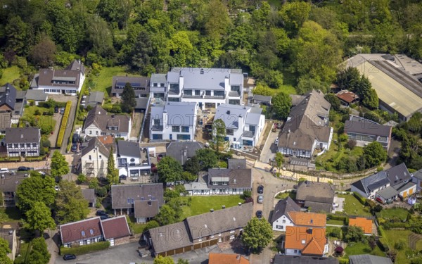 Aerial view, construction site and new building, Otto-Pankok-Straße, Saarn, Mülheim an der Ruhr, Ruhr area, North Rhine-Westphalia, Germany, construction work, construction area, construction site, building plots, construction project, construction site, DE, Europe, property tax, real estate, aerial view, aerial photography, aerial photography, new building, overview, bird's eye view, residential complex, living and living, residential area, residential buildings, residential quality, residential neighbourhood, birds-eyes view, overview