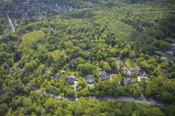 Aerial view, villa in forest area, Broich - Ost, Mülheim an der Ruhr, Ruhr area, North Rhine-Westphalia, Germany, DE, Europe, aerial view, aerial photography, aerial photography, overview, villas, bird's-eye view, forest area, birds-eyes view, overview