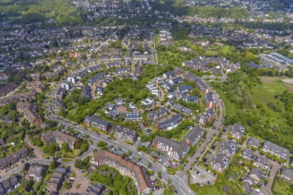 Aerial view, Saarner Kuppe, circular housing estate Luxemburger Allee, Saarn, Mülheim an der Ruhr, Ruhr area, North Rhine-Westphalia, Germany, DE, Europe, property tax, real estate, aerial view, aerial photography, aerial photography, overview, bird's-eye view, housing estate, housing and living, residential area, residential buildings, quality of living, residential neighbourhood, housing estate, birds-eyes view, overview