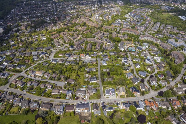 Aerial view, Saarner Kuppe Luxemburger Allee, Saarn, Mülheim an der Ruhr, Ruhr area, North Rhine-Westphalia, Germany, DE, Europe, property tax, real estate, aerial view, aerial photography, aerial photography, overview, bird's-eye view, housing estate, housing and living, residential area, residential buildings, housing quality, residential neighbourhood, housing estate, birds-eyes view, overview
