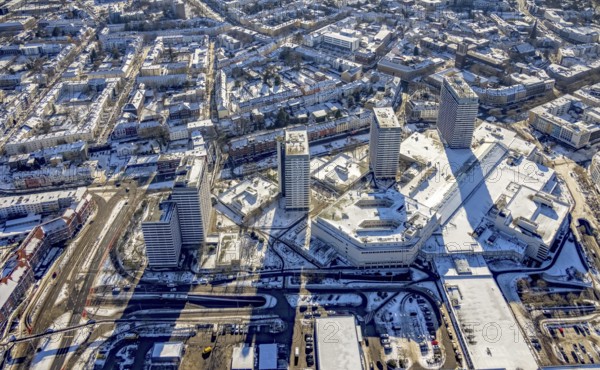 Aerial view, Dickswall skyscrapers, Altstadt II - south-east, Mülheim an der Ruhr, Ruhr area, North Rhine-Westphalia, Germany, DE, Europe, skyscrapers, aerial view, aerial photography, aerial photography, snow, overview, bird's eye view, winter, birds-eyes view, overview