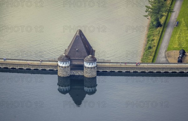 Aerial view, flood after heavy rainfall, Möhne dam with water level, Möhne dam wall, Günne, Lake Möhne, Sauerland, North Rhine-Westphalia, Germany, DE, Europe, birds-eyes view, aerial view, aerial photography, aerial photography, overview, bird's eye view, flood, Möhne river
