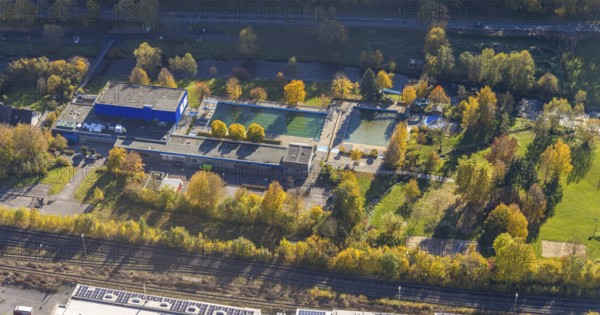 Aerial view, indoor and outdoor swimming pool Meschede in Meschede-Stadt in Meschede, Sauerland, North Rhine-Westphalia, Germany, bathing establishment, bathing resort, DE, Europe, outdoor swimming pool, leisure activities, indoor swimming pool, aerial view, aerial photography, aerial photography, Meschede, swimming pool, swimming pool, overview, bird's-eye view, overview