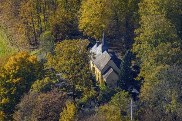 Aerial view, Klausenkapelle in Meschede-Stadt in Meschede, Sauerland, North Rhine-Westphalia, Germany, place of worship, DE, Europe, place of worship, holy place, church, aerial view, aerial photography, aerial photography, Meschede, religious site, overview, bird's-eye view, overview