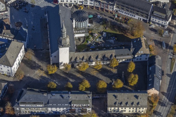 Aerial view, St. Walburga Church and Youth Centre at Stiftsplatz in Meschede-Stadt in Meschede, Sauerland, North Rhine-Westphalia, Germany, place of worship, DE, Europe, religious community, place of worship, holy place, church, parish, denomination, aerial view, aerial photography, aerial photography, Meschede, religion, religious site, overview, bird's-eye view, overview