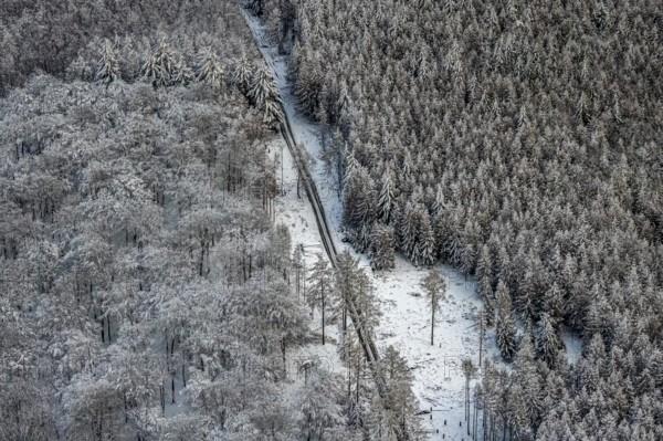 Aerial view of the Arnsberg Forest near Meschede in winter with snow in the Sauerland in North Rhine-Westphalia, Germany, Warstein, Sauerland, North Rhine-Westphalia, DE, Europe, aerial photo, birds-eyes view, aerial photography, aerial photography, overview, bird's eye view