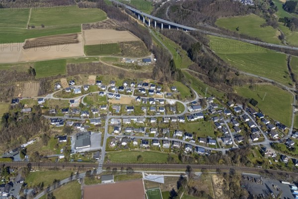 Aerial view, construction site, residential area Vor dem Holzborn, Wehrstapel, Meschede, Sauerland, North Rhine-Westphalia, Germany, motorway A46, construction work, construction area, construction site, building plots, construction crane, construction project, construction site, bridge, DE, Europe, aerial view, aerial photography, aerial photography, viaduct, overview, bird's eye view, birds-eyes view, overview