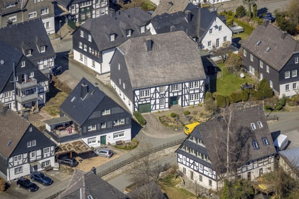 Aerial view, half-timbered houses Oststraße, Eversberg, Meschede, Sauerland, North Rhine-Westphalia, Germany, DE, Europe, half-timbered houses, property tax, real estate, aerial view, aerial photography, aerial photography, overview, bird's-eye view, housing estate, living and living, residential area, residential buildings, quality of living, housing estate, birds-eyes view, overview