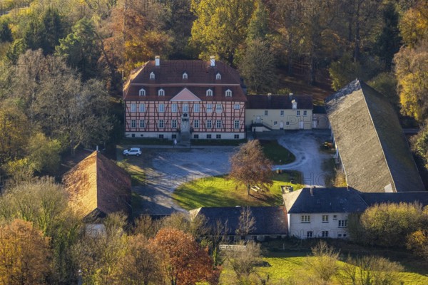 Aerial view, half-timbered house Gut Rödinghausen with the Menden Industrial Museum in the district of Lendringsen in Menden, Sauerland, North Rhine-Westphalia, Germany, aristocratic residence, DE, Europe, half-timbered houses, manor house, aerial view, aerial photography, aerial photography, Menden, overview, bird's-eye view, overview