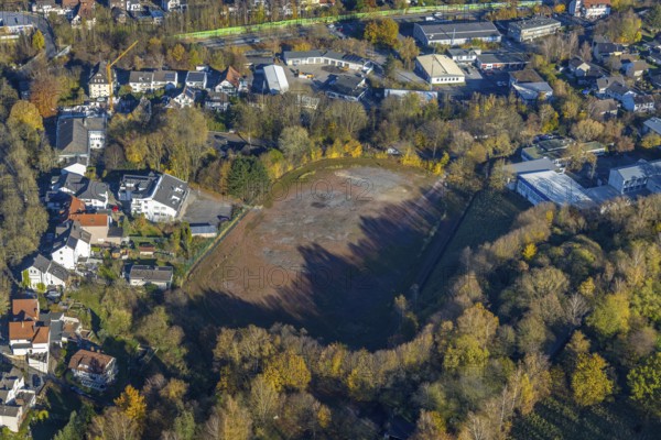 Aerial view, former sports field Gisbert-Kranz-Platz and planning for sports hall, indoor swimming pool and leisure sports in Menden, Sauerland, North Rhine-Westphalia, Germany, DE, Europe, aerial view, aerial photography, aerial photography, Menden, sports field, sports facility, overview, bird's-eye view, overview