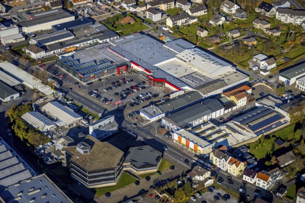 Aerial view, garden centre HERBRÜGGER Baumarkt in Menden, Sauerland, North Rhine-Westphalia, Germany, DE, Europe, commercial enterprises, commercial area, commercial location, commercial use, aerial photograph, aerial photography, aerial photography, Menden, overview, bird's-eye view, birds-eyes view, overview