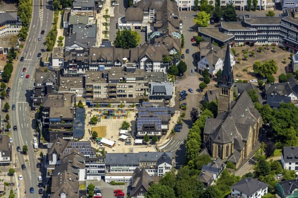 Aerial view, city centre with market place, Catholic parish church St. Agatha, Altenhundem, Lennestadt, Sauerland, North Rhine-Westphalia, Germany, place of worship, DEU, Europe, religious community, place of worship, holy place, church, parish, denomination, aerial view, aerial photography, aerial photography, market, market place, religion, religious site, overview, bird's-eye view, overview