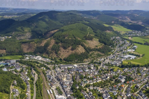 Aerial photo, forest area with forest damage, Altenhundem, Lennestadt, Sauerland, North Rhine-Westphalia, Germany, tree death, bark beetle damage, bark beetle plague, DEU, Europe, spruce death, clear-cutting, aerial photo, aerial photography, aerial photography, overview, bird's-eye view, forest, forest area, forest damage, forest dieback, birds-eyes view, overview