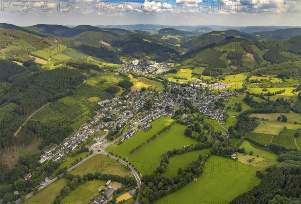 Aerial view, local view with spa gardens Saalhausen, Gleierbrück, Lennestadt, Sauerland, North Rhine-Westphalia, Germany, DEU, Europe, hilly landscape, spa gardens, aerial view, aerial photography, aerial photography, park, overview, bird's-eye view, living and life, residential area, quality of life, birds-eyes view, overview