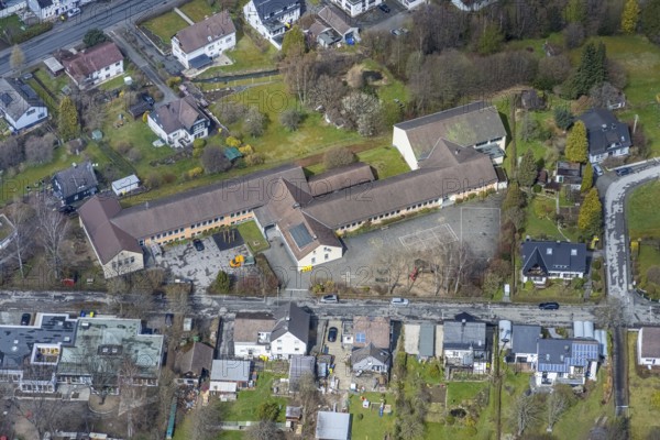 Aerial photo, primary school Littfeld, Littfeld, Kreuztal, Sauerland, North Rhine-Westphalia, Germany, education, educational institution, DE, Europe, primary school, district Siegen-Wittgenstein, teaching institute, aerial photography, aerial photography, aerial photography, school, overview, bird's eye view, birds-eyes view, overview