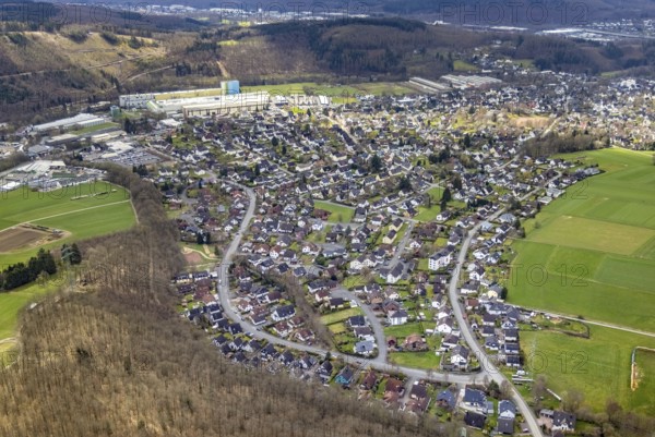 Aerial view, local view Ferndorf, Kreuztal, Sauerland, North Rhine-Westphalia, Germany, DE, Europe, property tax, real estate, Siegen-Wittgenstein district, aerial view, aerial photography, aerial photography, overview, bird's-eye view, residential complex, living and living, residential area, residential buildings, quality of life, birds-eyes view, overview