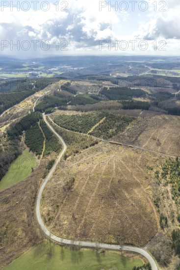 Aerial view, forest damage at Kihlenberg, Kruberg, Kirchhundem, Sauerland, Olpe district, North Rhine-Westphalia, Germany, DE, Europe, landscape conservation area, aerial view, aerial photography, aerial photography, overview, bird's eye view, juniper heath Kihlenberg, birds-eyes view, overview