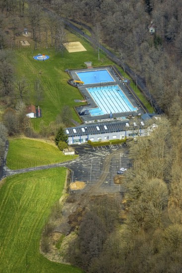 Aerial view, warm water outdoor swimming pool Buschhütten, Buschhütten, Kreuztal, Sauerland, North Rhine-Westphalia, Germany, bathing establishment, bathing resort, DE, Europe, outdoor swimming pool, leisure activities, Siegen-Wittgenstein district, aerial view, aerial photography, aerial photography, swimming pool, swimming pool, overview, bird's-eye view, overview