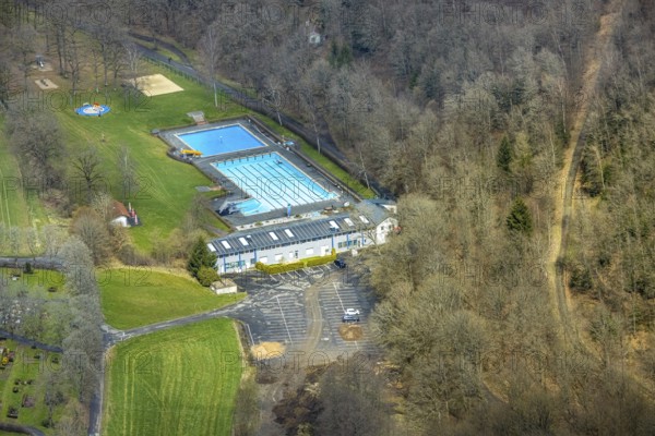 Aerial view, warm water outdoor swimming pool Buschhütten, Buschhütten, Kreuztal, Sauerland, North Rhine-Westphalia, Germany, bathing establishment, bathing resort, DE, Europe, outdoor swimming pool, leisure activities, Siegen-Wittgenstein district, aerial view, aerial photography, aerial photography, swimming pool, swimming pool, overview, bird's-eye view, overview