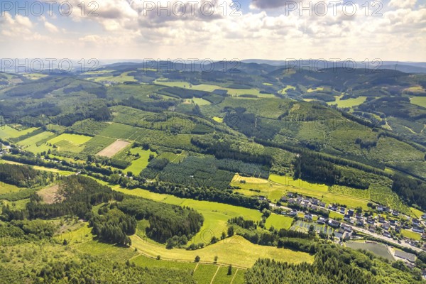 Aerial photo, Mühlenuntergraben, Oberelsper forest with forest damage, Altenvalbert, Lennestadt, Sauerland, North Rhine-Westphalia, Germany, tree dieback, bark beetle damage, bark beetle plague, DEU, Europe, distant view, clear-cutting, aerial photo, aerial photography, aerial photography, overview, bird's-eye view, forest, forest area, forest damage, forest dieback, birds-eyes view, overview