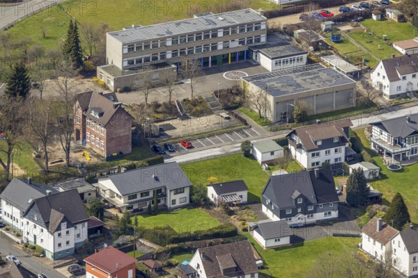 Aerial photo, Adolf-Wurmbach-Grundschule Eichen, Eichen, Kreuztal, Sauerland, North Rhine-Westphalia, Germany, education, educational institution, DE, Europe, primary school, Siegen-Wittgenstein district, educational institute, aerial photography, aerial photography, aerial photography, school, school street, overview, bird's eye view, birds-eyes view, overview