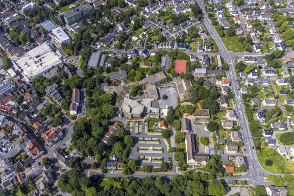 Aerial photo, Städtisches Gymnasium Kamen, Kolonie Tannenberg, Kamen, Ruhr area, North Rhine-Westphalia, Germany, education, educational institution, DE, Europe, grammar school, teaching institute, aerial photo, aerial photography, aerial photography, school, overview, bird's-eye view, birds-eyes view, overview