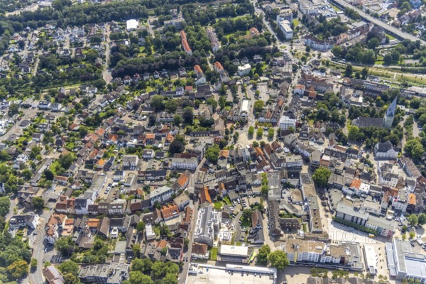 Aerial view, city centre with Alter Markt and St. Paul's Church in Kamen, Ruhr area, North Rhine-Westphalia, Germany, place of worship, city, DE, Europe, religious community, place of worship, holy place, city centre, Kamen, church, parish, denomination, aerial view, aerial photography, market place, view of a place, religion, religious site, townscape, city area, city centre, overview, bird's-eye view, overview