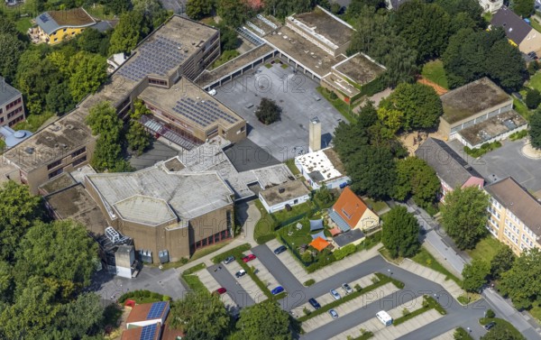 Aerial photo, Städtisches Gymnasium Kamen, Kolonie Tannenberg, Kamen, Ruhr area, North Rhine-Westphalia, Germany, education, educational institution, DE, Europe, grammar school, teaching institute, aerial photo, aerial photography, aerial photography, school, overview, bird's-eye view, birds-eyes view, overview