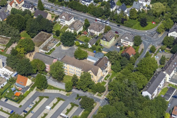 Aerial view, Diesterwegschule in the district Kolonie Tannenberg, Kamen, Ruhr area, North Rhine-Westphalia, Germany, education, educational institution, DE, Europe, educational institute, aerial view, aerial photography, aerial photography, school, overview, bird's eye view, birds-eyes view, overview