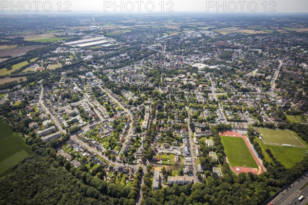 Aerial view, local view with Jahnstadion VFL Kamen in the district Kolonie Tannenberg in Kamen, Ruhr area, North Rhine-Westphalia, Germany, DE, Europe, football pitch, football stadium, football club, property tax, real estate, Kamen, aerial view, aerial photography, aerial photography, local view, sports facilities, sports field, sports facility, stadium, townscape, urban area, overview, bird's eye view, living and life, residential area, residential buildings, quality of life, birds-eyes view, overview