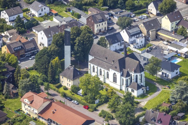 Aerial view, catholic church St. Marien Kamen-Kaiserau in the district Kaiserau, Kamen, Ruhr area, North Rhine-Westphalia, Germany, place of worship, DE, Europe, religious community, place of worship, holy place, church, parish, denomination, aerial view, aerial photography, aerial photography, religion, religious site, overview, bird's-eye view, birds-eyes view, overview