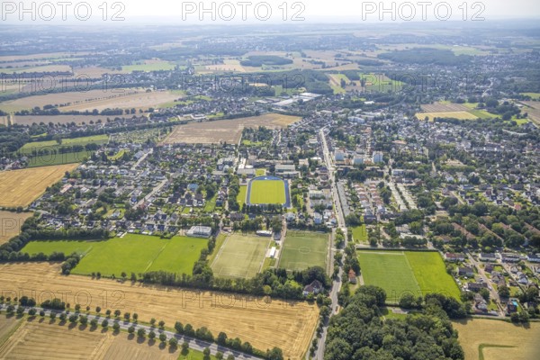 Aerial view, SportCentrum Kaiserau in the district of Kaiserau, Kamen, Ruhr area, North Rhine-Westphalia, Germany, DE, Europe, Football and Athletics Association of Westphalia, football pitch, aerial view, aerial photography, aerial photography, sports facilities, sports field, Kaiserau sports school, sports facility, sports centre, overview, bird's eye view, overview