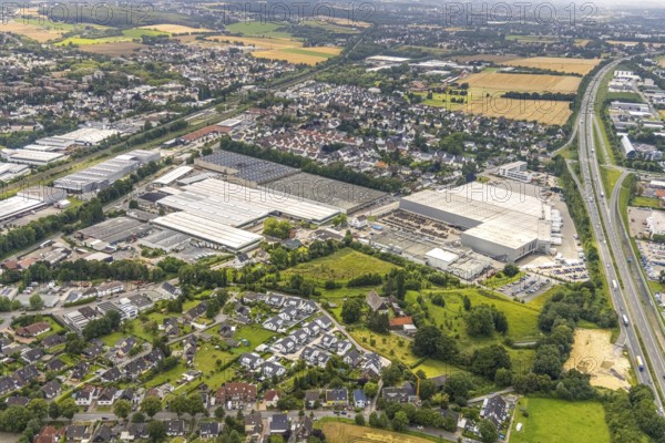 Aerial view, commercial area Natorper Straße, federal highway B1, Natorp, Holzwickede, Ruhr area, North Rhine-Westphalia, Germany, DE, Europe, commercial enterprises, commercial area, commercial park, commercial location, commercial use, industrial area, industrial location, aerial photograph, aerial photography, aerial photography, overview, bird's-eye view, overview