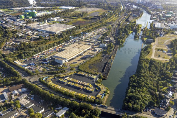Aerial view, commercial area Am Westhafen with CTH Container Terminal Herne at the Rhine-Herne Canal and lock Wanne-Eickel in the district Unser Fritz in Herne, Ruhr area, North Rhine-Westphalia, Germany, 2222, container, DE, Europe, shapes and colours, commercial enterprises, commercial area, commercial location, commercial use, Herne, industrial area, industrial location, roundabout, roundabout, aerial view, aerial photography, aerial photography, overview, bird's eye view, birds-eyes view, overview