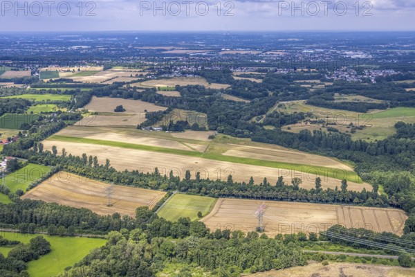 Aerial view, meadows and fields in Hennen, Iserlohn, Ruhr area, North Rhine-Westphalia, Germany, DE, Europe, distant view, aerial view, aerial photography, aerial photography, overview, bird's-eye view, overview