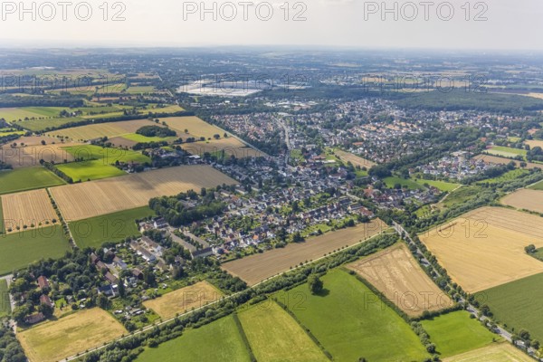 Aerial view, local view with miners' housing estate in Heeren-Werve district, Kamen, Ruhr area, North Rhine-Westphalia, Germany, workers' housing estate, miners' housing estate, mining housing estate, DE, Europe, aerial view, aerial photography, aerial photography, overview, bird's eye view, housing estate, birds-eyes view, overview, social housing