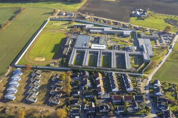 Aerial view, Iserlohn Prison on Heidestrasse in the Drüpplingsen district of Iserlohn, Sauerland, North Rhine-Westphalia, Germany, detention, DE, Europe, imprisonment, custodial sentence, prison, detention centre, prison sentence, Iserlohn, correctional facility, aerial photograph, aerial photography, aerial photography, overview, custody, bird's-eye view, overview