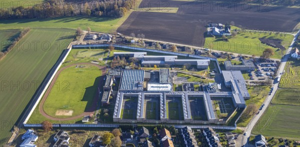 Aerial view, Iserlohn Prison on Heidestrasse in the Drüpplingsen district of Iserlohn, Sauerland, North Rhine-Westphalia, Germany, detention, DE, Europe, imprisonment, custodial sentence, prison, detention centre, prison sentence, Iserlohn, correctional facility, aerial photograph, aerial photography, aerial photography, overview, custody, bird's-eye view, overview