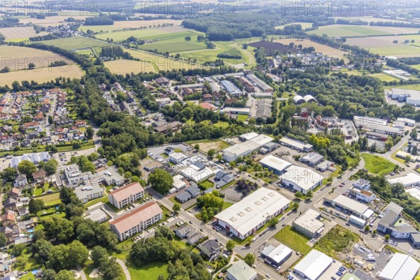Aerial view, commercial area Felix-Wankel-Straße in the district Heeren-Werve, Kamen, Ruhr area, North Rhine-Westphalia, Germany, DE, Europe, commercial enterprises, commercial area, commercial park, commercial location, commercial use, industrial area, industrial location, aerial photograph, aerial photography, aerial photography, overview, bird's-eye view, overview