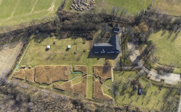Aerial view, Emscherquellhof (formerly Lünschermannshof) is a half-timbered farmstead in the western Hixterwald, Emschergenossenschaft, Hohenleuchte, Holzwickede, Ruhr area, North Rhine-Westphalia, Germany, DE, Europe, birds-eyes view, aerial view, aerial photography, aerial photography, overview, bird's eye view