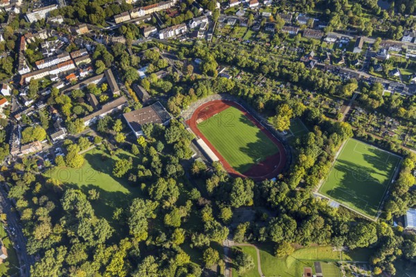 Aerial view, stadium in the sports park with the Mondpalast Arena and Freiherr-vom-Stein primary school in the Wanne-Süd district of Herne, Ruhr area, North Rhine-Westphalia, Germany, education, educational institution, DE, Europe, football pitch, football stadium, primary school, Herne, educational institute, aerial photograph, aerial photography, aerial photography, school, sport, sports facilities, sports field, sports facility, overview, bird's-eye view, overview