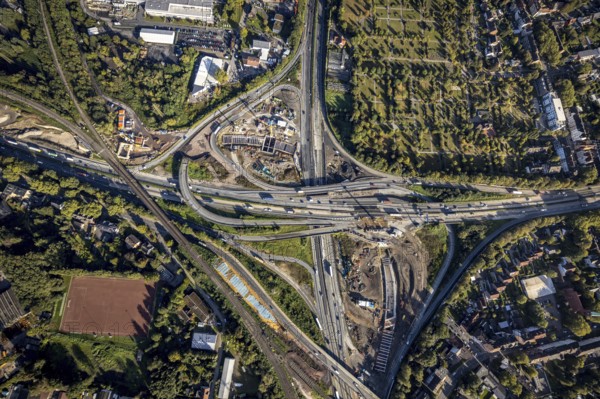 Aerial view, construction site with tunnel construction at the motorway junction Herne of the A42 and A43 in the district Baukau-West in Herne, Ruhr area, North Rhine-Westphalia, Germany, motorway, motorway junction, construction work, construction area, building site, building plots, construction project, construction site, DE, Europe, Herne, aerial view, aerial photography, aerial photography, overview, connecting tunnel, bird's-eye view, overview