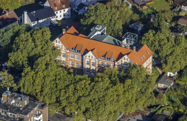 Aerial view, family centre Königin Luisen and municipal kindergarten Königin-Luisen. Kindergarten Königin-Luisen in the district of Wanne in Herne, Ruhr area, North Rhine-Westphalia, Germany, DE, Europe, Herne, kindergarten, day-care centre, day-care centre, aerial view, aerial photography, aerial photography, overview, bird's-eye view, overview