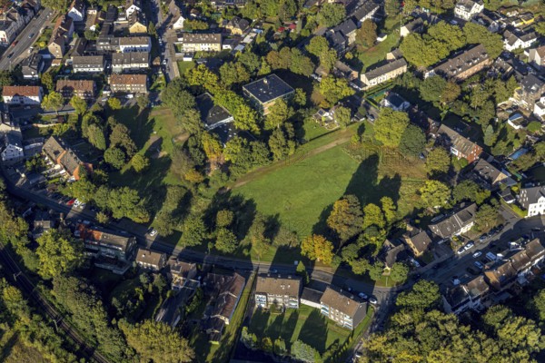 Aerial view, Städt. Kindergarten Drögenamp und FußballWiese im Stadtteil Baukau-West in Herne, Ruhr Area, North Rhine-Westphalia, Deutschland, DE, Europa, Herne, Kindergarten, Kindertageseinrichtung, Kindertagesstätte, Kita, Luftaufnahme, Luftbildfotografie, Luftfotografie, Übersicht, Vogelperspektive, birds-eyes view, overview