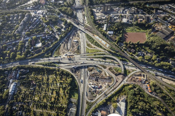 Aerial view, construction site with tunnel construction at the motorway junction Herne of the A42 and A43 in the district Baukau-West in Herne, Ruhr area, North Rhine-Westphalia, Germany, motorway, motorway junction, construction work, construction area, building site, building plots, construction project, construction site, DE, Europe, Herne, aerial view, aerial photography, aerial photography, overview, connecting tunnel, bird's-eye view, overview