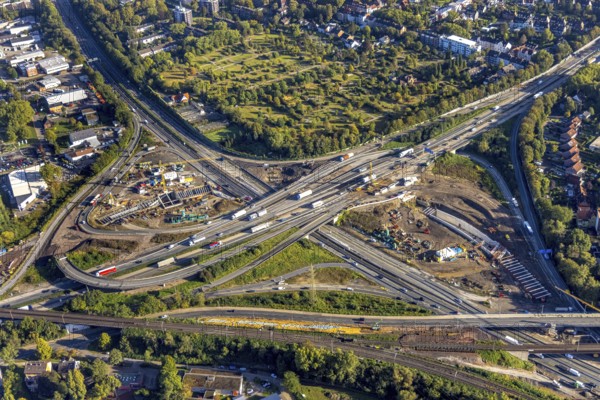 Aerial view, construction site with tunnel construction at the motorway junction Herne of the A42 and A43 in the district Baukau-West in Herne, Ruhr area, North Rhine-Westphalia, Germany, motorway, motorway junction, construction work, construction area, building site, building plots, construction project, construction site, DE, Europe, Herne, aerial view, aerial photography, aerial photography, overview, connecting tunnel, bird's-eye view, overview